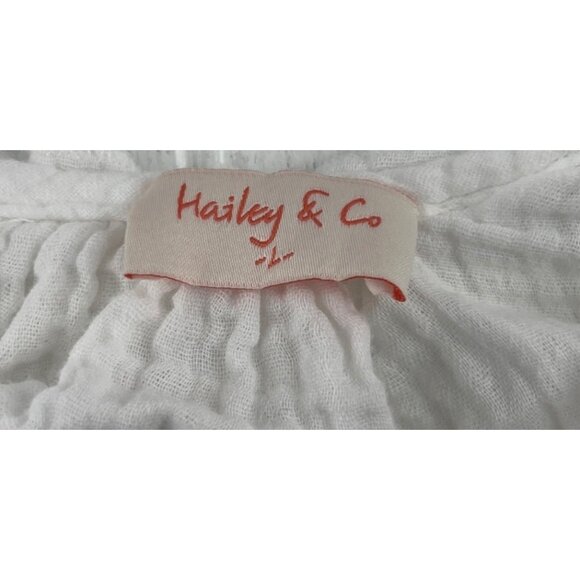 Hailey & Co White Sleeveless Top size Large 100% Polyester Gauze - Picture 2 of 5